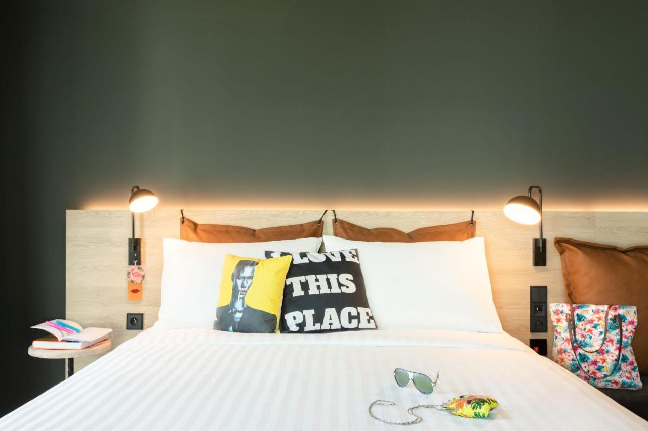 Отель Moxy Paris Val D'Europe Монтеврен Экстерьер фото